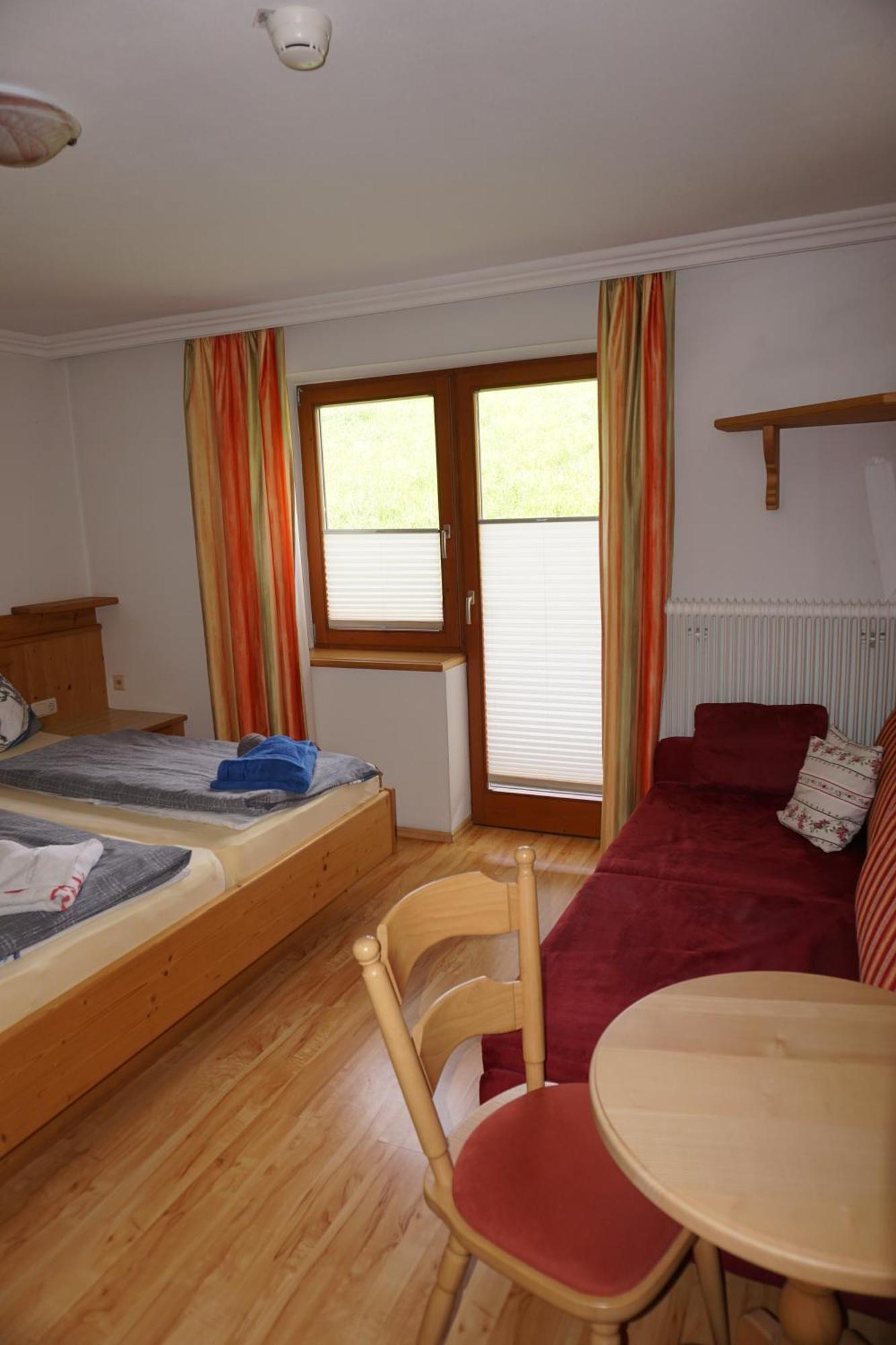 Pension & Appartements Anny Maria Alm am Steinernen Meer Buitenkant foto